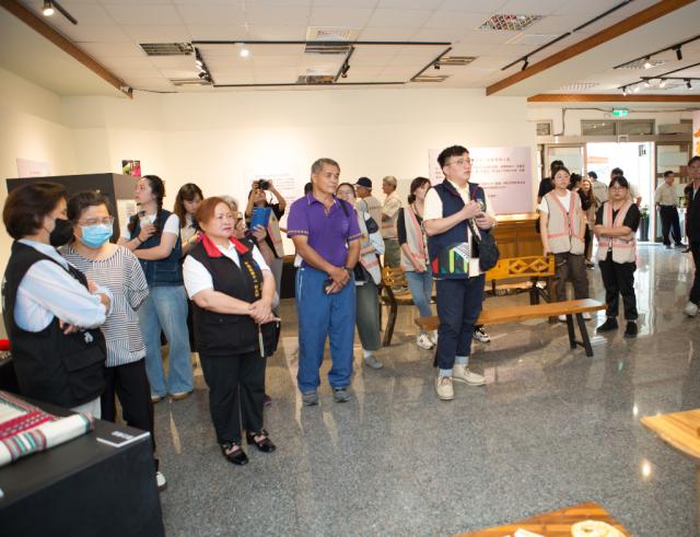114年度萬榮鄉原住民族藏在生活中的故事-萬榮鄉原住民文物特展/開幕活動圖片9426