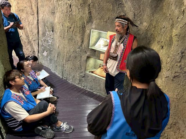 114年鄒族自然與文化中心館員教育訓練-導覽解說訓練活動圖片9764