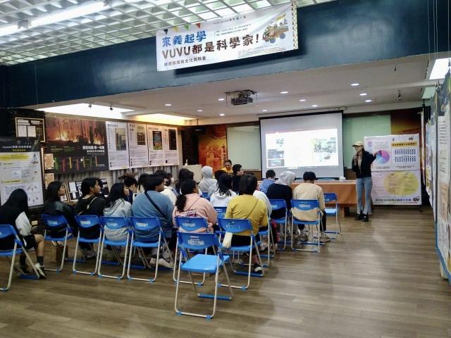 國立潮州高級中學參訪「來義起學」特展並進行教育推廣活動課程圖片10057