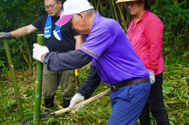 14年度原住民族文化館田野調查暨原住民族文化教育推廣活動補助計畫-山林織事：阿美族傳統編織工藝傳承工作坊田野調查工作坊活動圖片10387