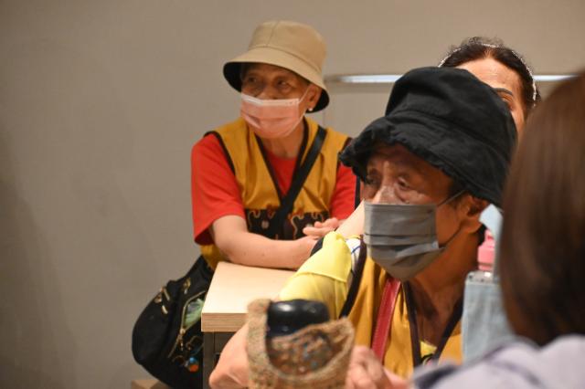 展覽導覽＿屏東文健站蒞臨本館圖片10527