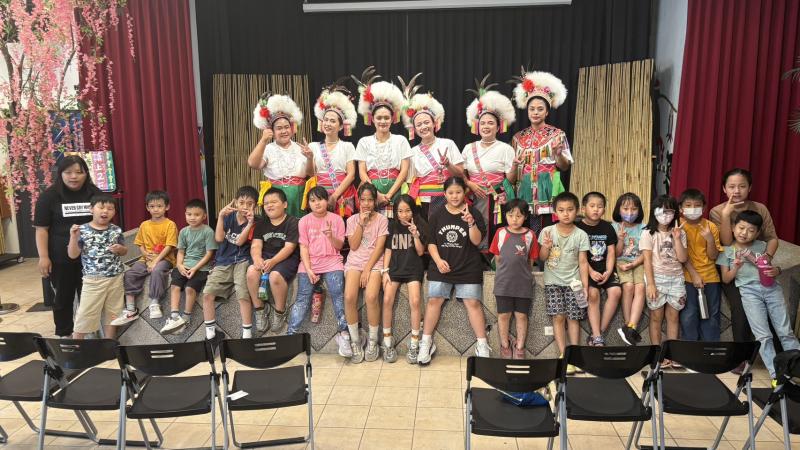 原民傳統紙編體驗活動暨和平島教會課後輔導班參訪