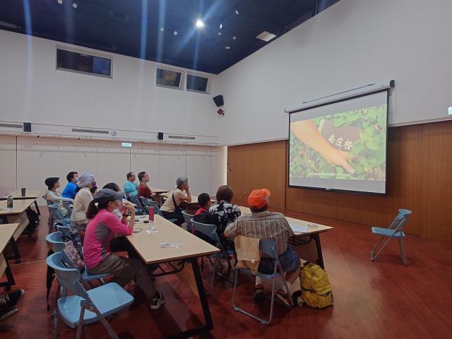 【家族時光機 -114年原住民族圖書展暨行銷活動書展活動】 《tatini’ 的植物課：跟著苔蘚兄妹，一起聽故事、認識自然》圖片11320