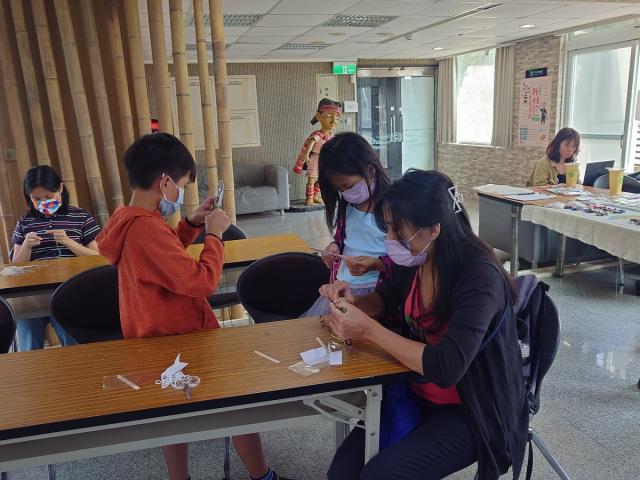 【家的編織記憶 系列活動】書籤編織體驗圖片11505