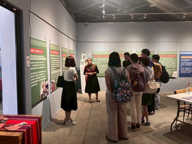 「看見她們的『原』聲–彰化縣都市原住民婦女生命歷程故事展」展覽主題分享會圖片11992
