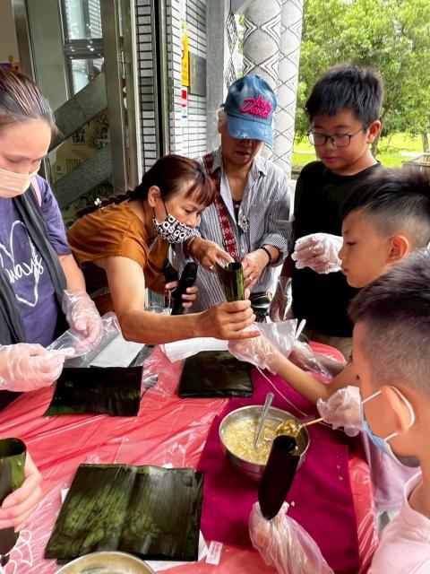 2025.07.26假日文化活動-香蕉糕DIY圖片12030