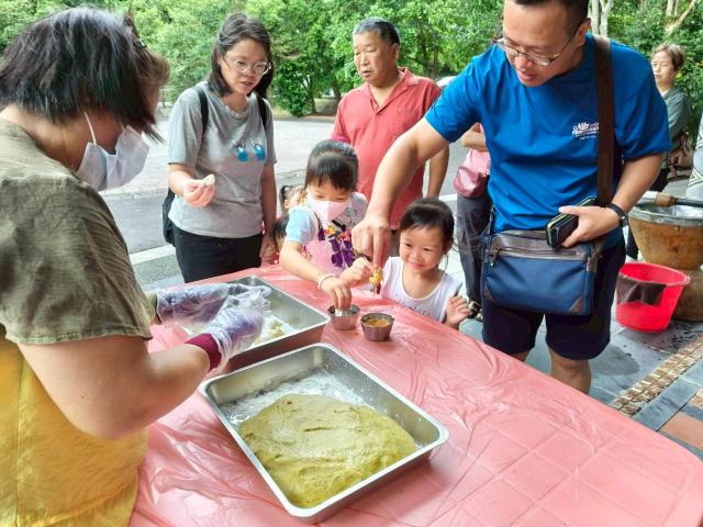 2025.08.16假日文化活動-搗小米活動圖片12099