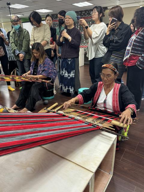 [國際交流]114年臺灣泰雅族與菲律賓伊富高族傳統織品文化的傳承與創新交流會圖片12345