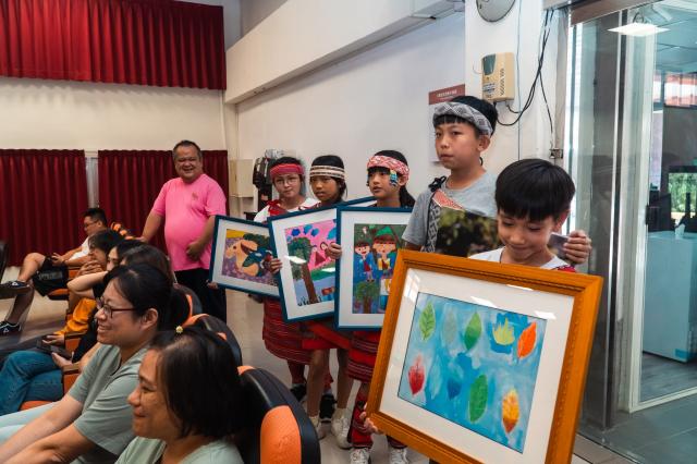 【尖若磐石-藝展天下】尖石鄉學生藝術創作特展圖片12487