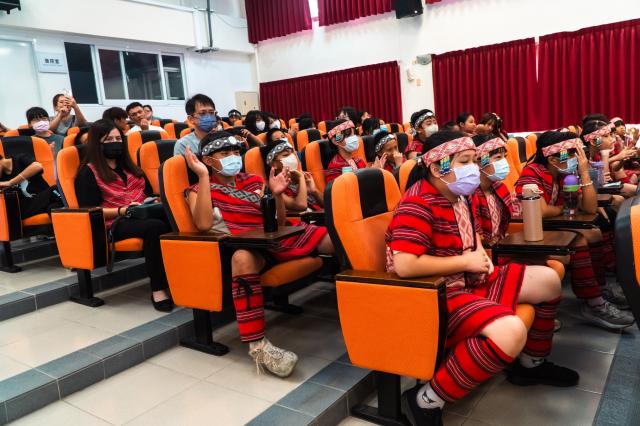 【尖若磐石-藝展天下】尖石鄉學生藝術創作特展圖片12504