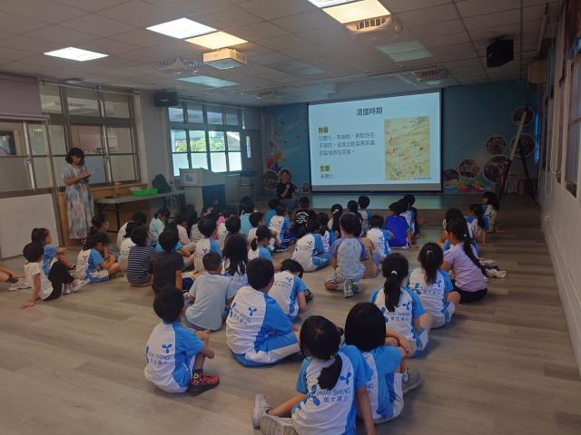 「文化宅急便」到校推廣圖片12852