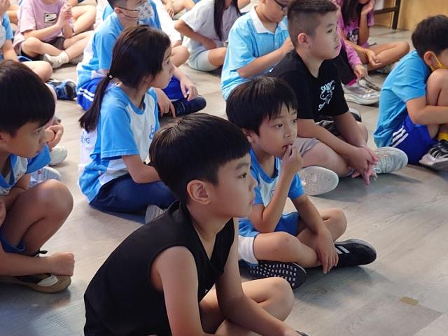 「文化宅急便」到校推廣圖片12855