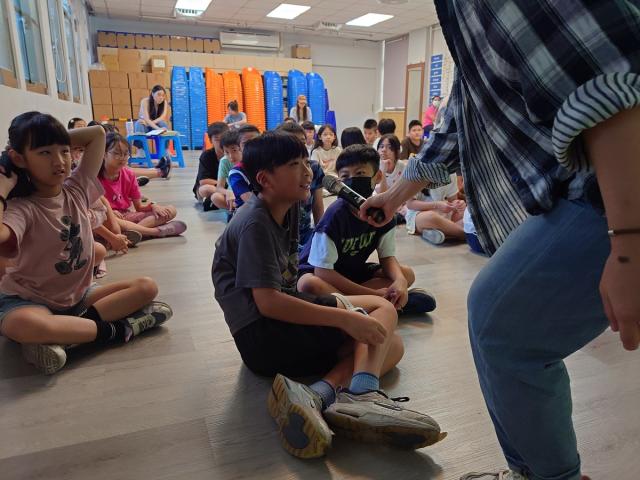 「文化宅急便」到校推廣圖片12869