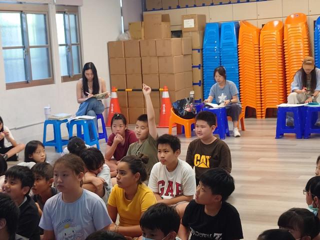 「文化宅急便」到校推廣圖片12872