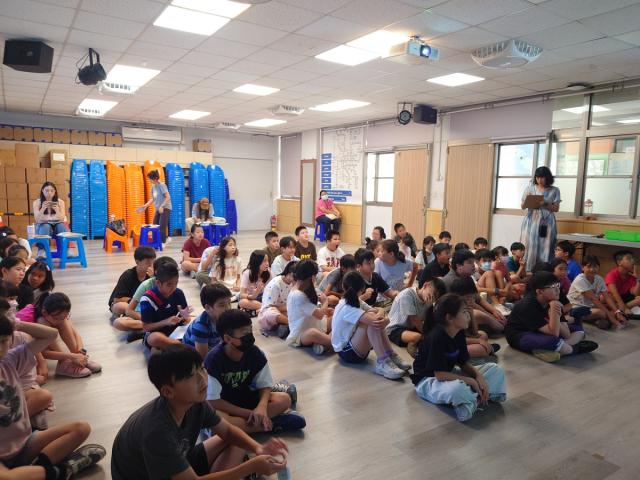 「文化宅急便」到校推廣圖片12870