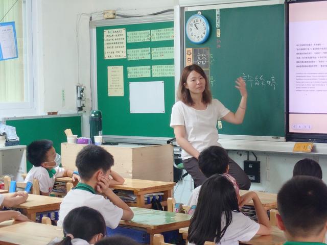 「文化宅急便」到校推廣圖片12900