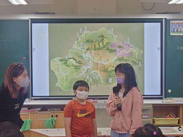 「文化宅急便」到校推廣圖片12924