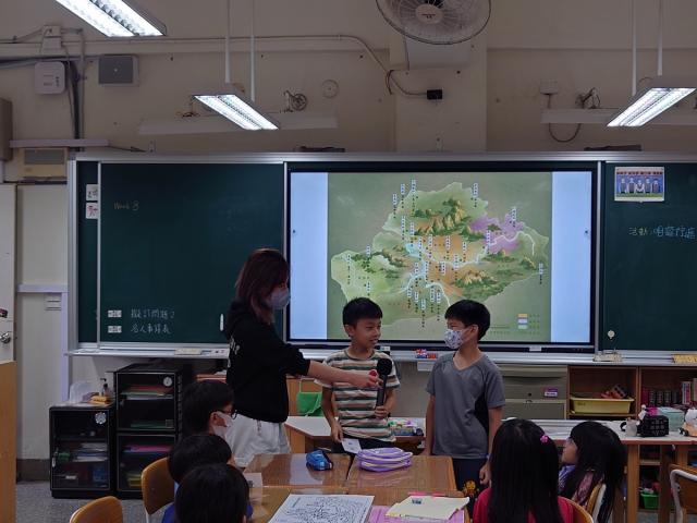 「文化宅急便」到校推廣圖片12922