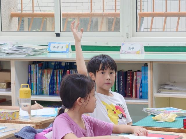 「文化宅急便」到校推廣圖片12934