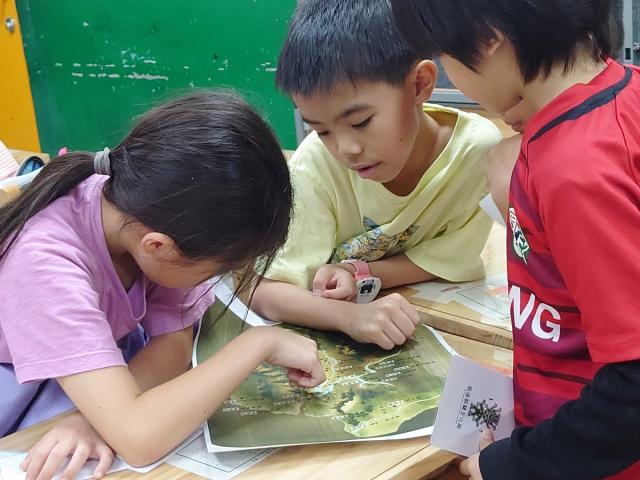 「文化宅急便」到校推廣圖片12941