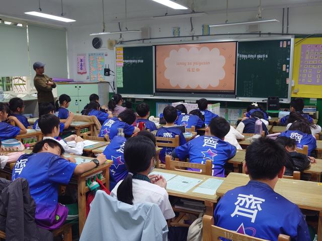 「文化宅急便」到校推廣圖片12948