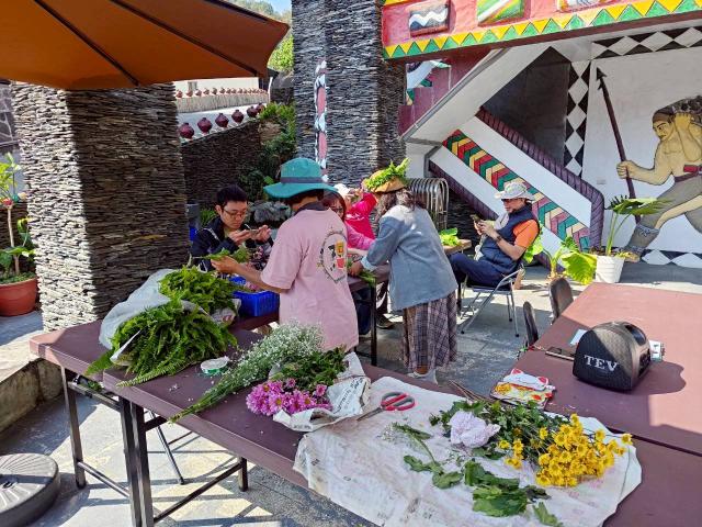 115年度推廣教育計畫-部落藝術家陪你過新年手作活動圖片13668