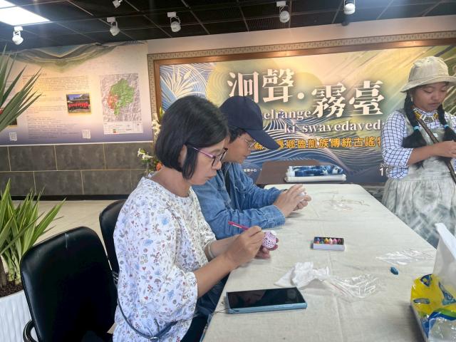 115年度推廣教育計畫-部落藝術家陪你過新年手作活動圖片13683