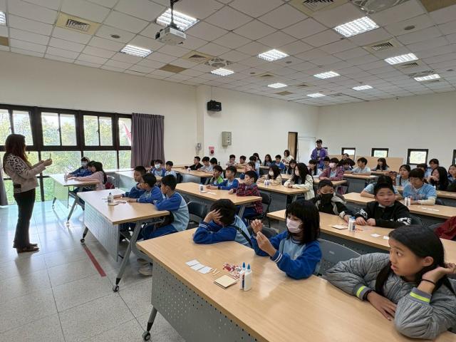 115年度環境教育教案課程【彩虹下的約定】圖片13772