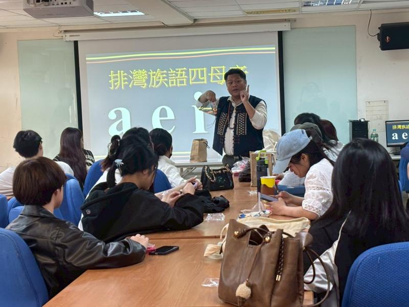 琉璃掛飾工作坊-靜宜大學觀光系