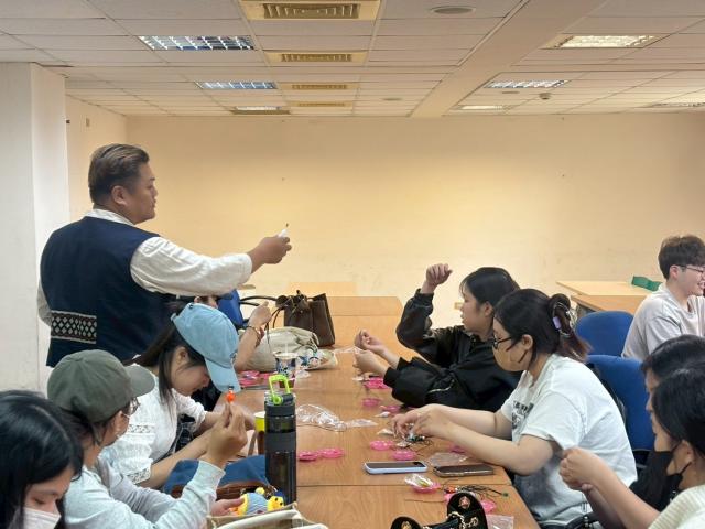 琉璃掛飾工作坊-靜宜大學觀光系圖片14036