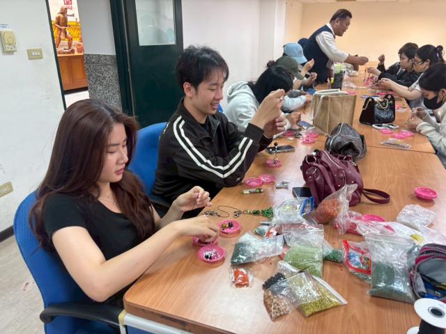 琉璃掛飾工作坊-靜宜大學觀光系圖片14040